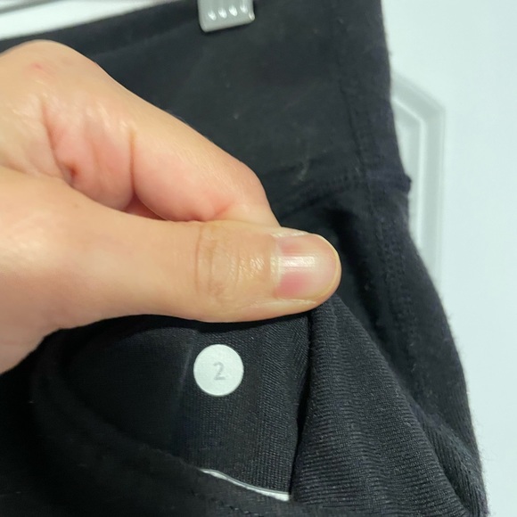 Lululemon Still pants - Picture 3 of 3